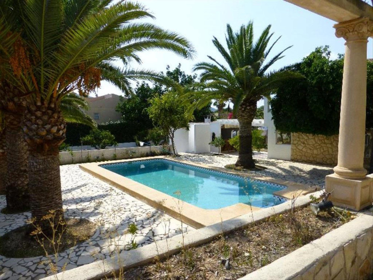 Villa en Alfaz del Pi con parcela grande