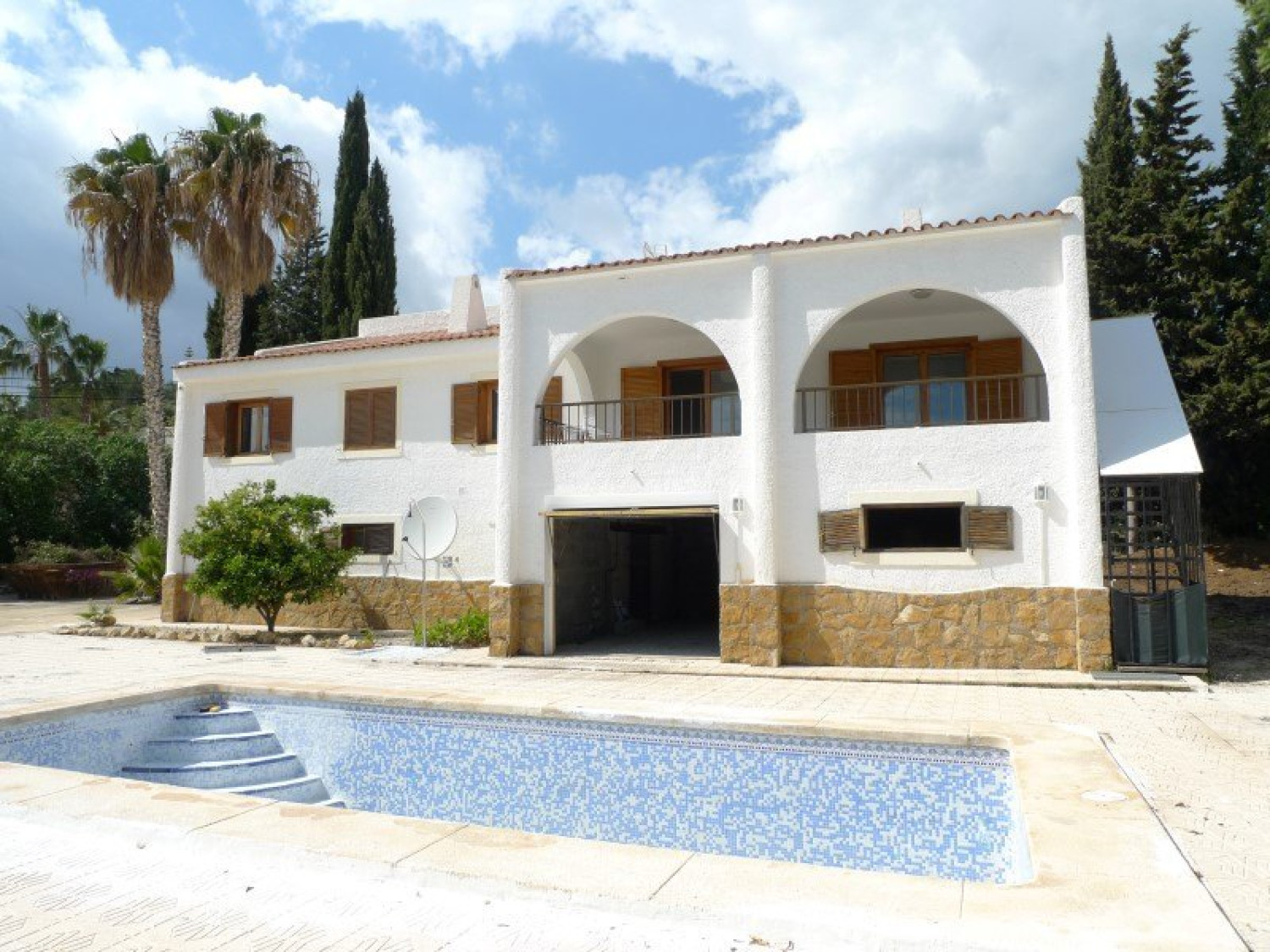 Villa en una planta en Alfas.