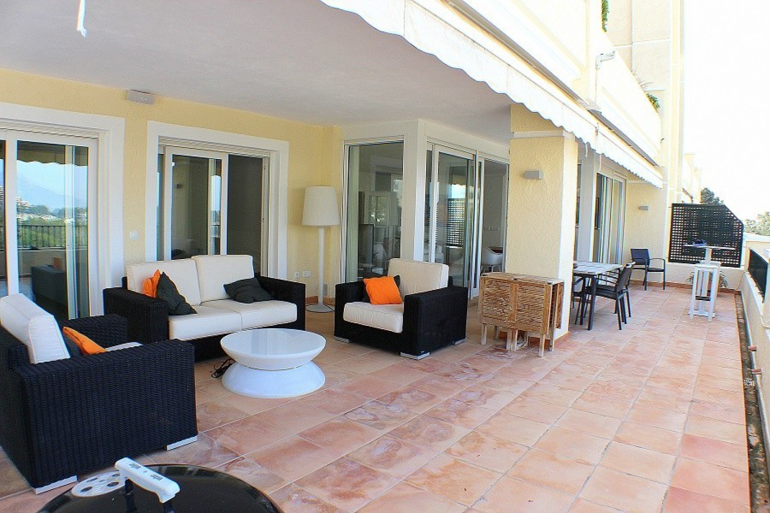 Apartamento con vistas al mar en Altea Hills