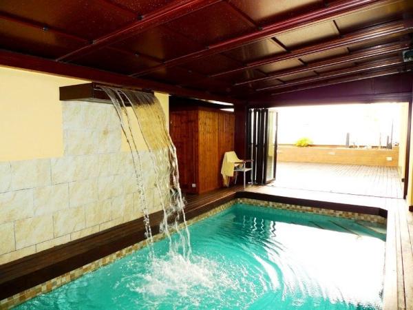 &Aacute;tico de lujo con piscina propia