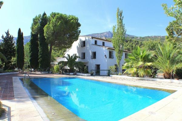 Espectacular Finca en Guadalest