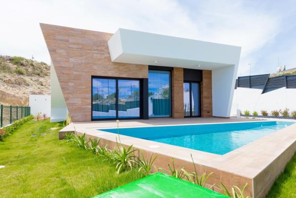 Villa de obra nueva en Finestrat.