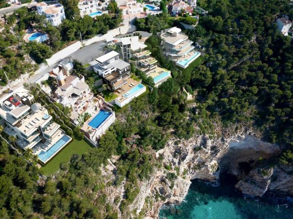 Espectacular villa en primera l&iacute;nea del mar