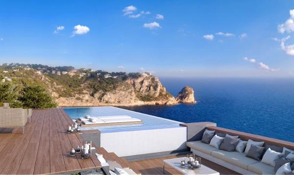 Nueva villa en primera l&iacute;nea del mar en Javea
