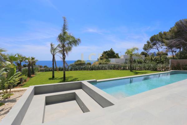 Villa a estrenar en Benissa