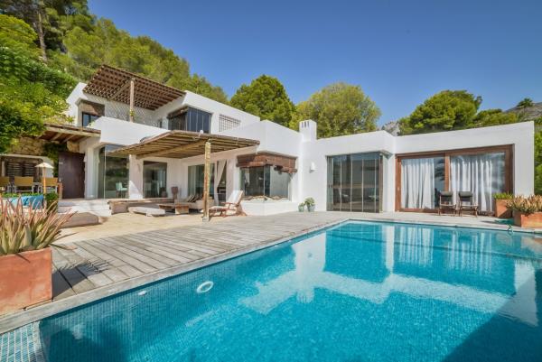 Villa de estilo ibicenco en Altea