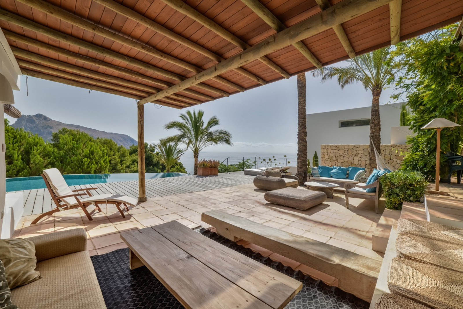 Ibizan style villa in Altea