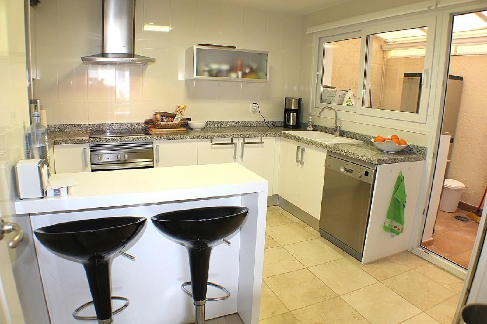 Apartamento con vistas al mar en Altea Hills