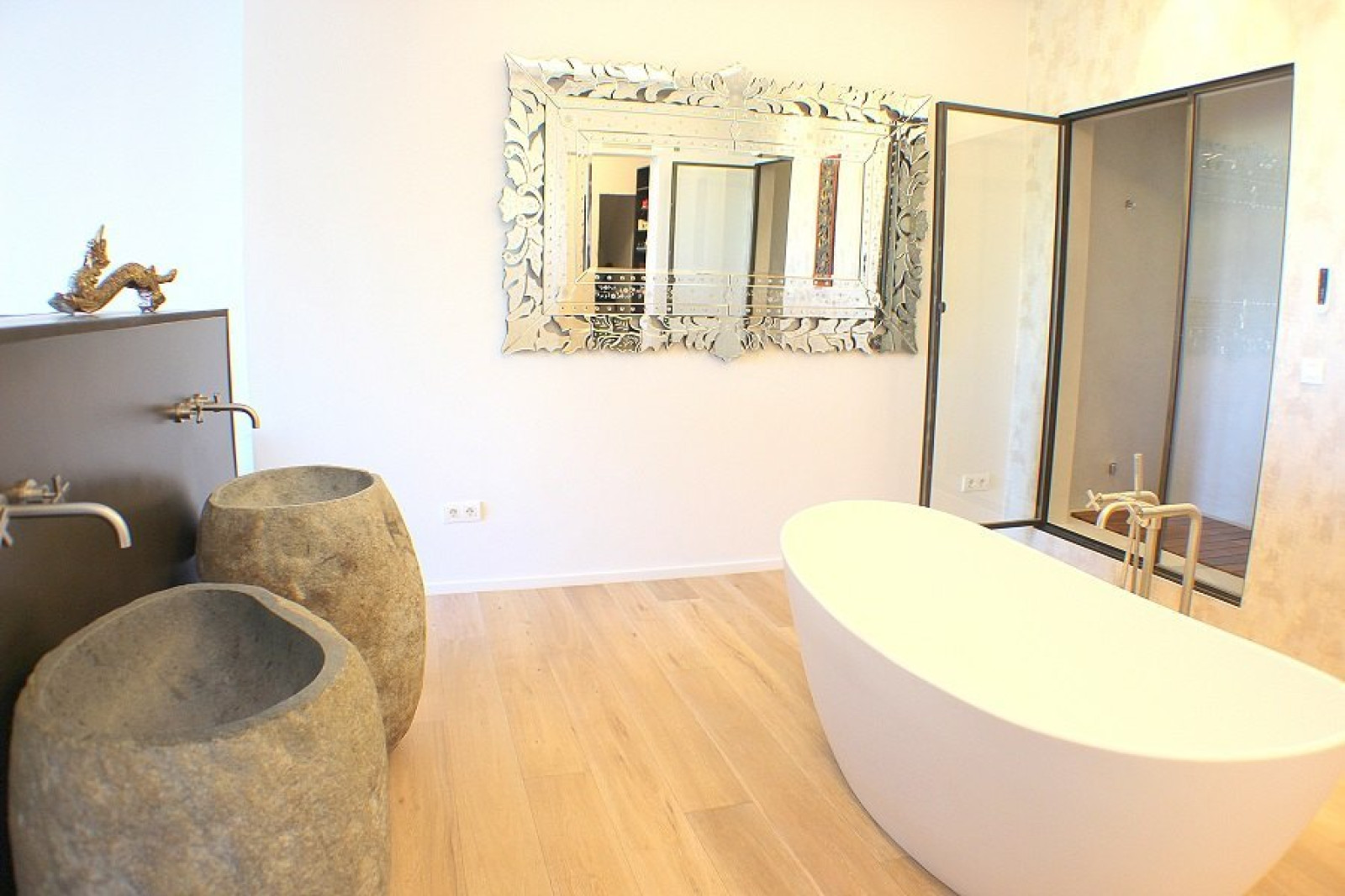 Finca de estilo moderno en Guadalest