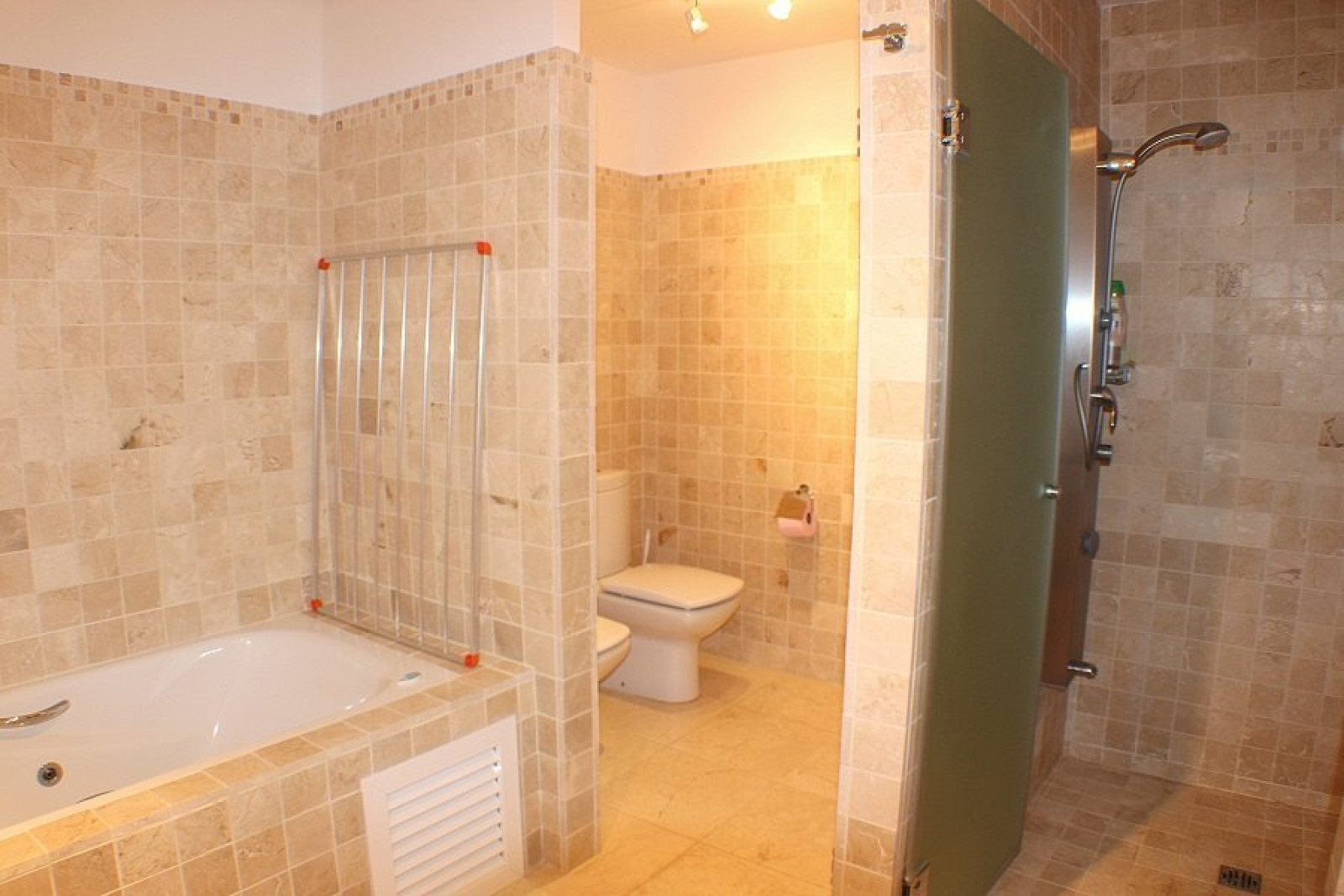 Apartamento con vistas al mar en Altea Hills