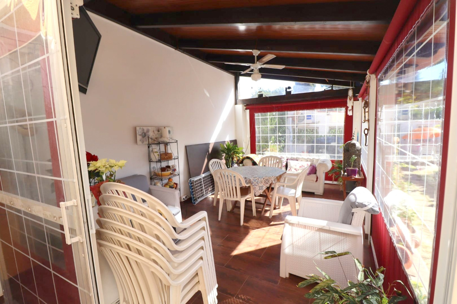 Chalet adosado en La Nuc&iacute;a