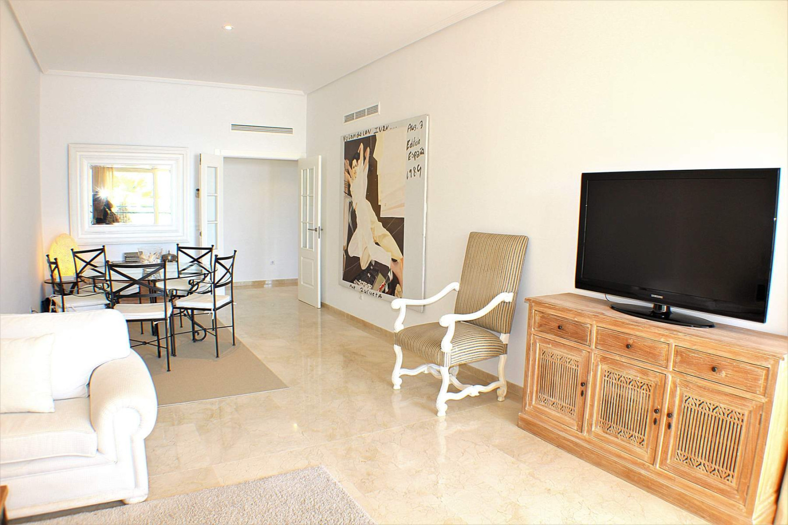 1st line apartment in Mascarat