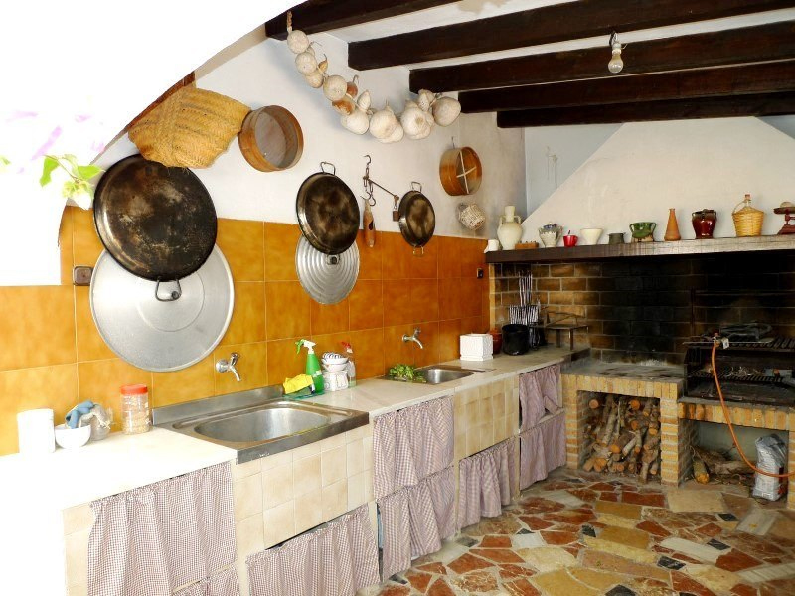 Villa con exclusiva ubicaci&oacute;n y dimensi&oacute;n