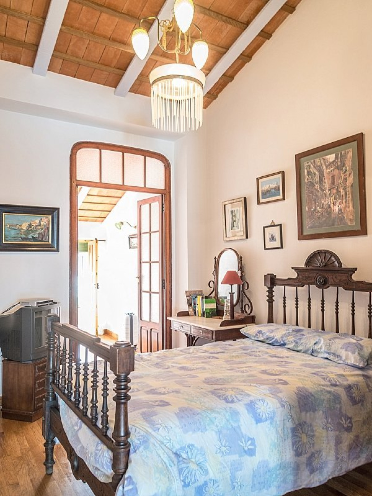 Preciosa Casa de Pueblo en T&aacute;rbena