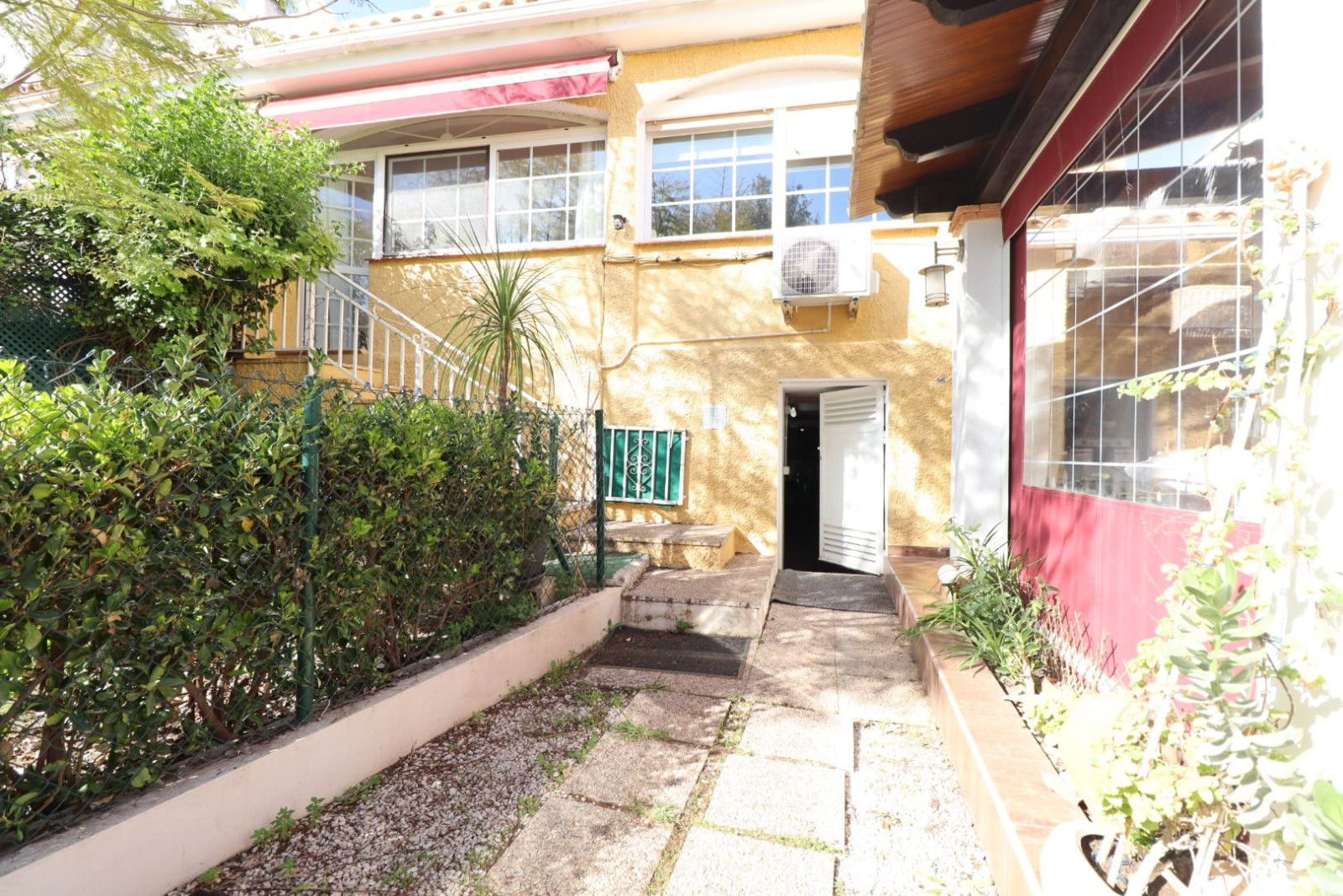 Chalet adosado en La Nuc&iacute;a