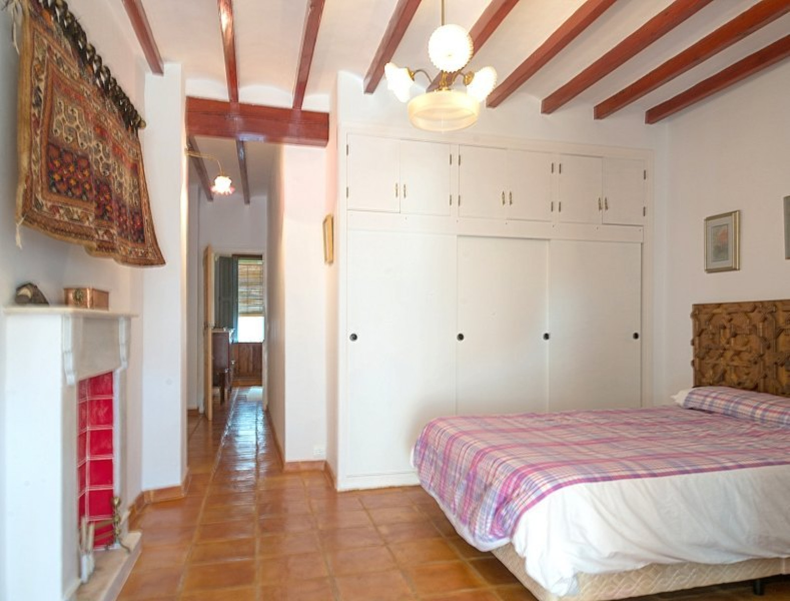 Preciosa Casa de Pueblo en T&aacute;rbena