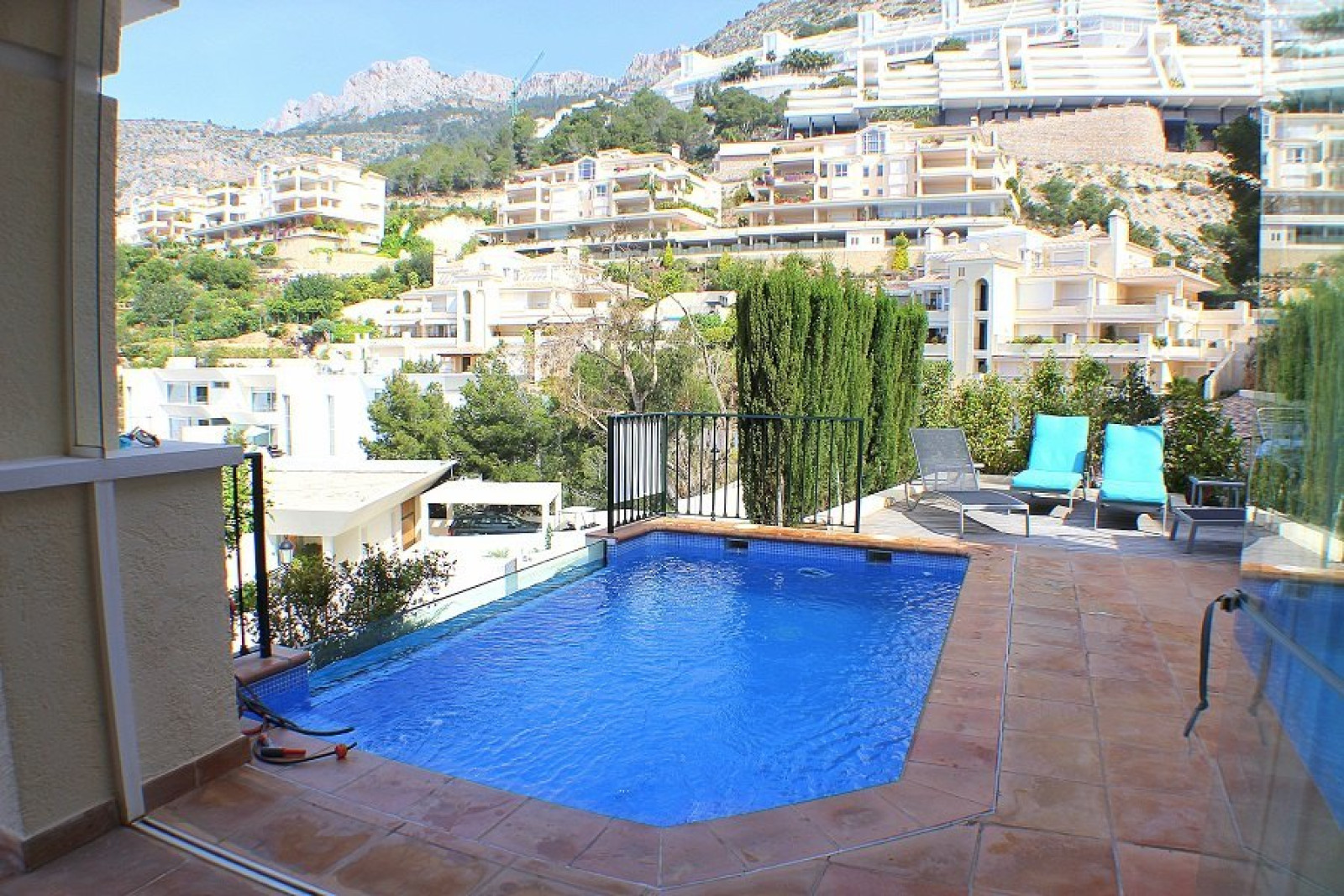 Apartamento con vistas al mar en Altea Hills