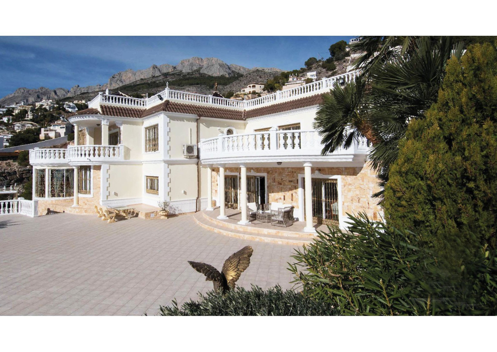 Unique Villa-Palace in Altea