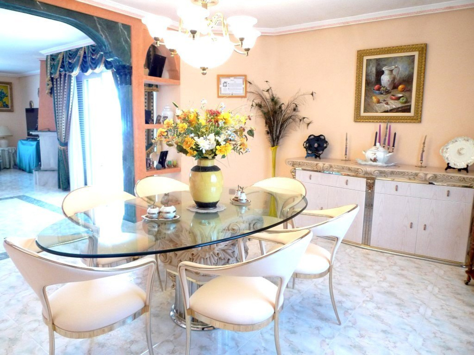 Spacious villa overlooking the sea in La Nucia