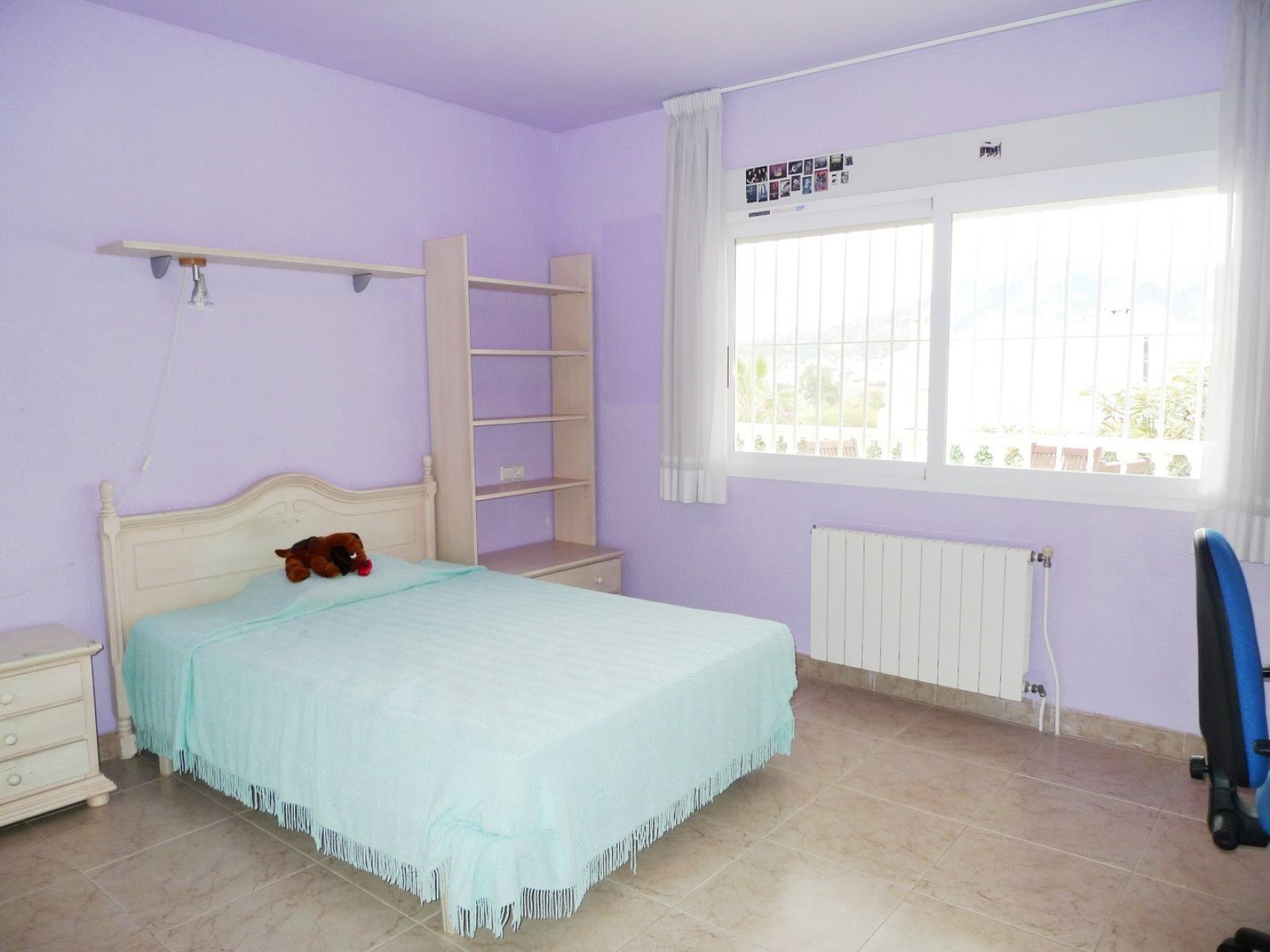 Villa en Alfaz del Pi con parcela grande