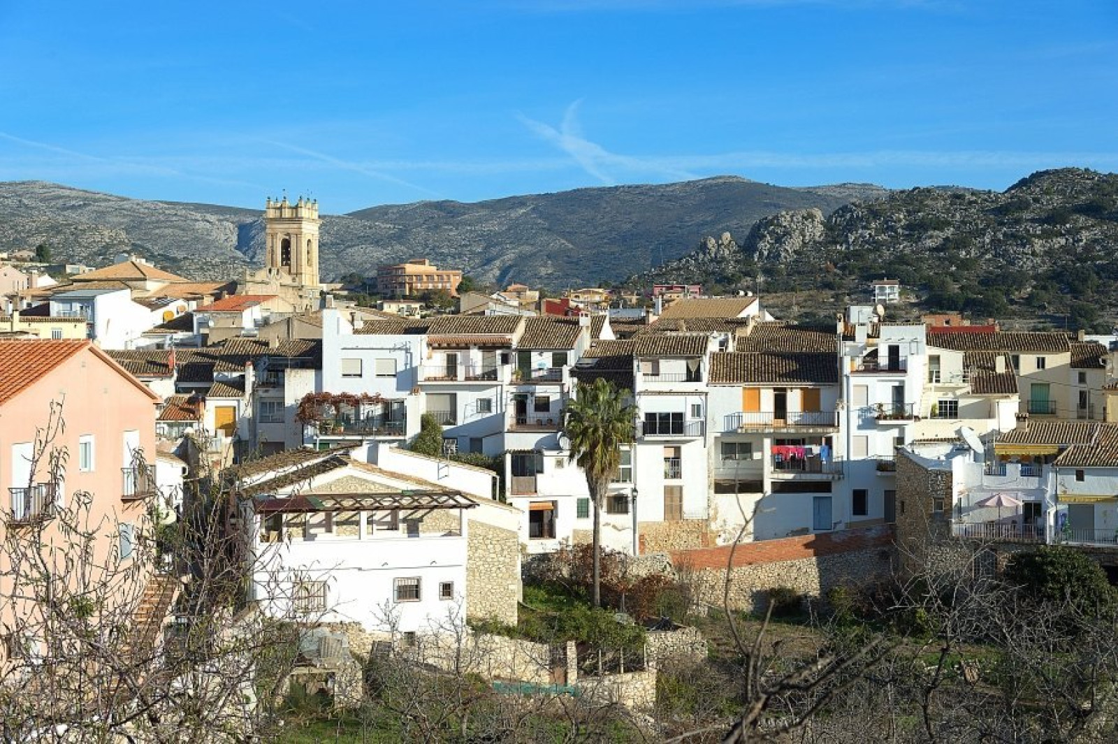 Preciosa Casa de Pueblo en T&aacute;rbena
