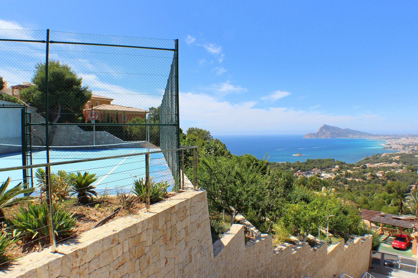 Maximum Luxury in Altea Hills