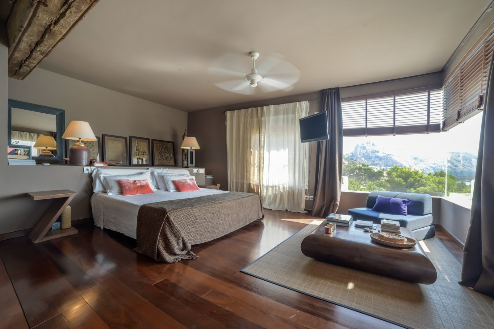 Ibizan style villa in Altea