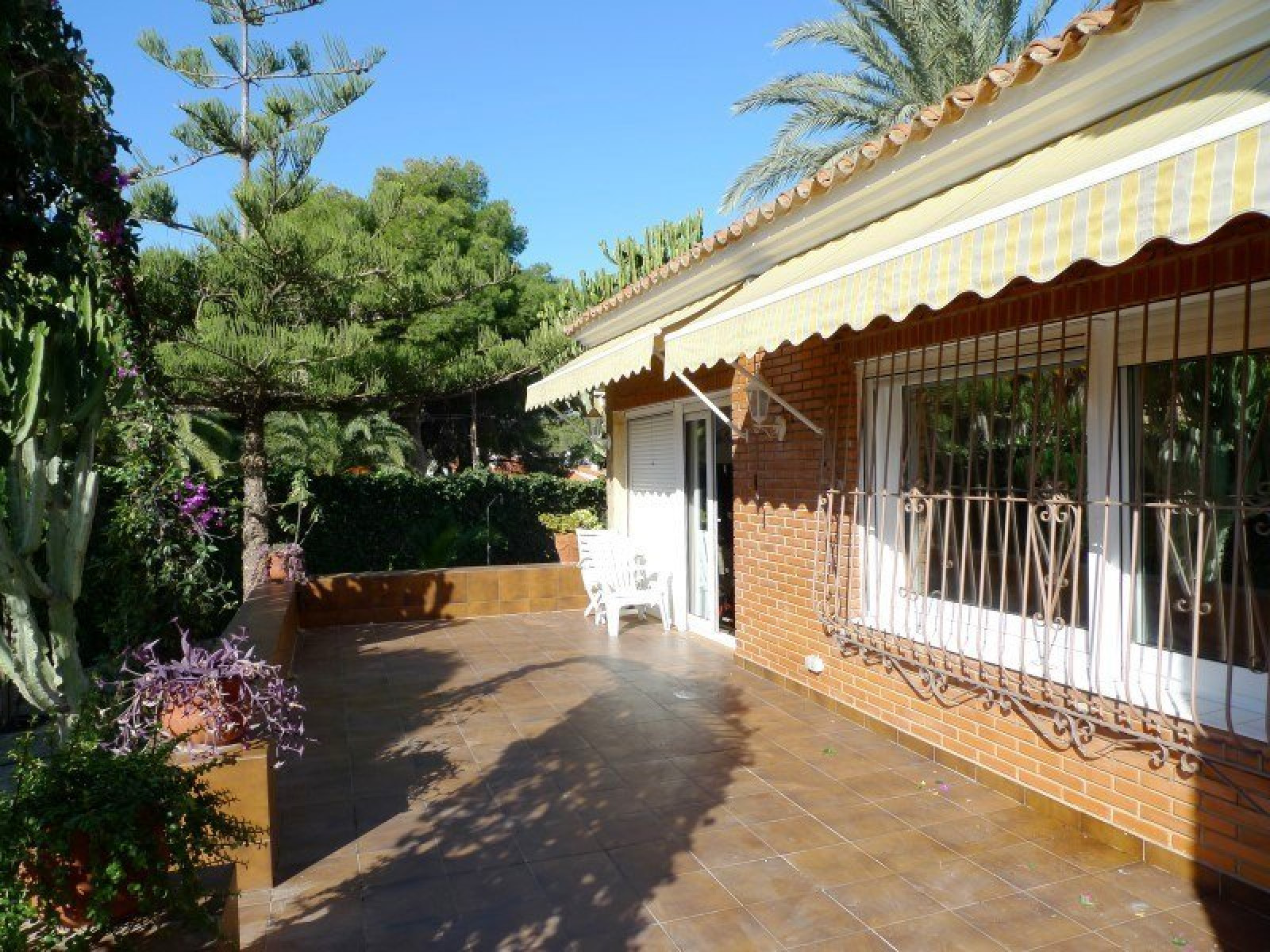 Amplio chalet en Benidorm