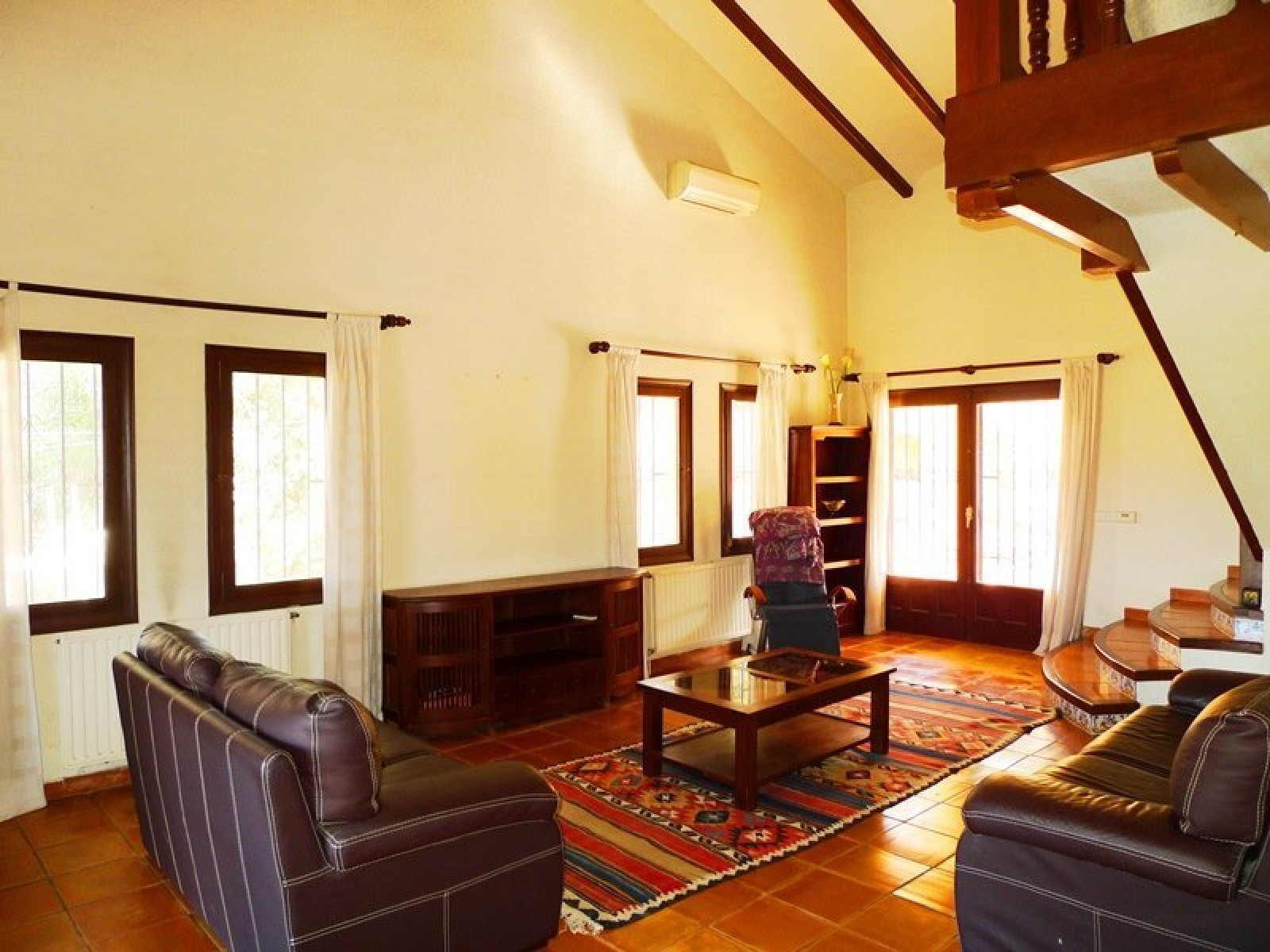 Amplia villa en Albir con vistas