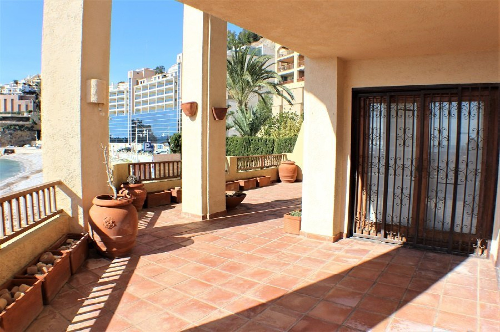 Atico Duplex en 1&ordf; Linea de Campomanes