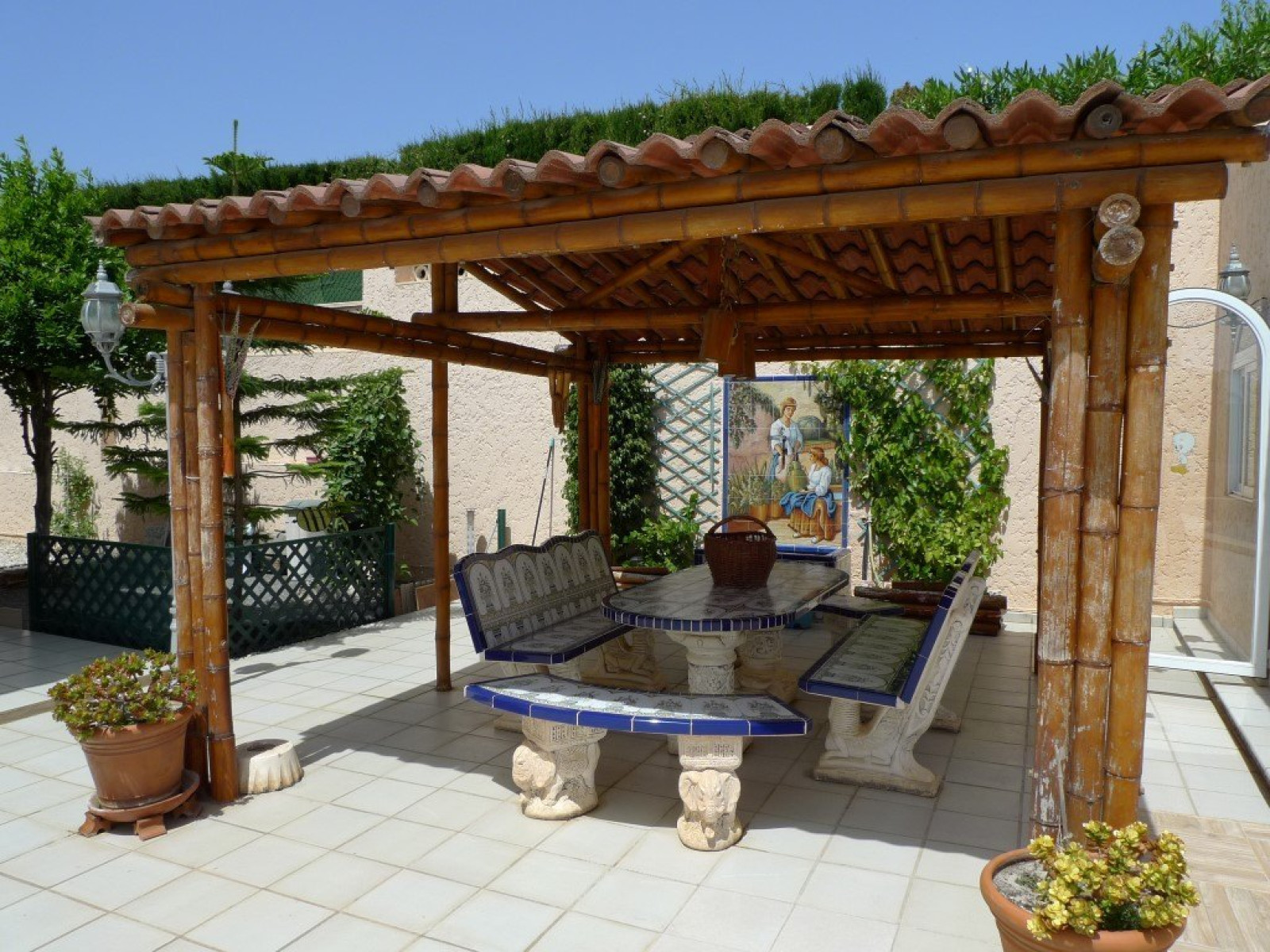 Spacious villa overlooking the sea in La Nucia