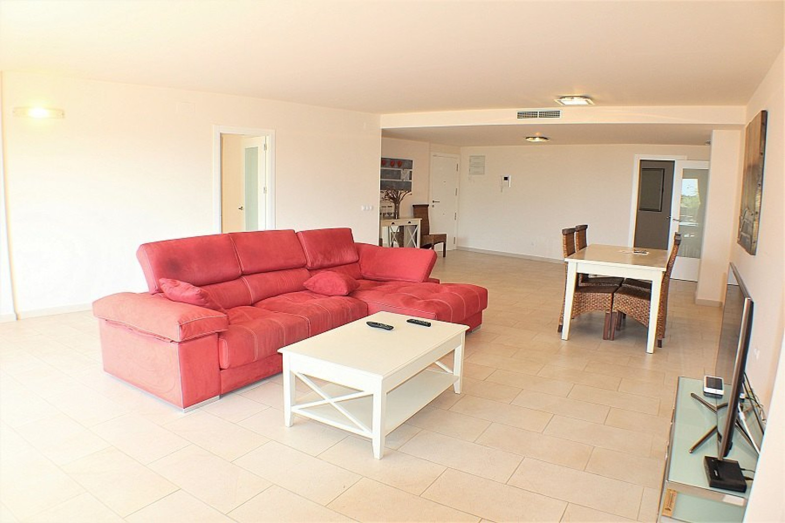 Piso bajo en zona Campomanes, Altea.