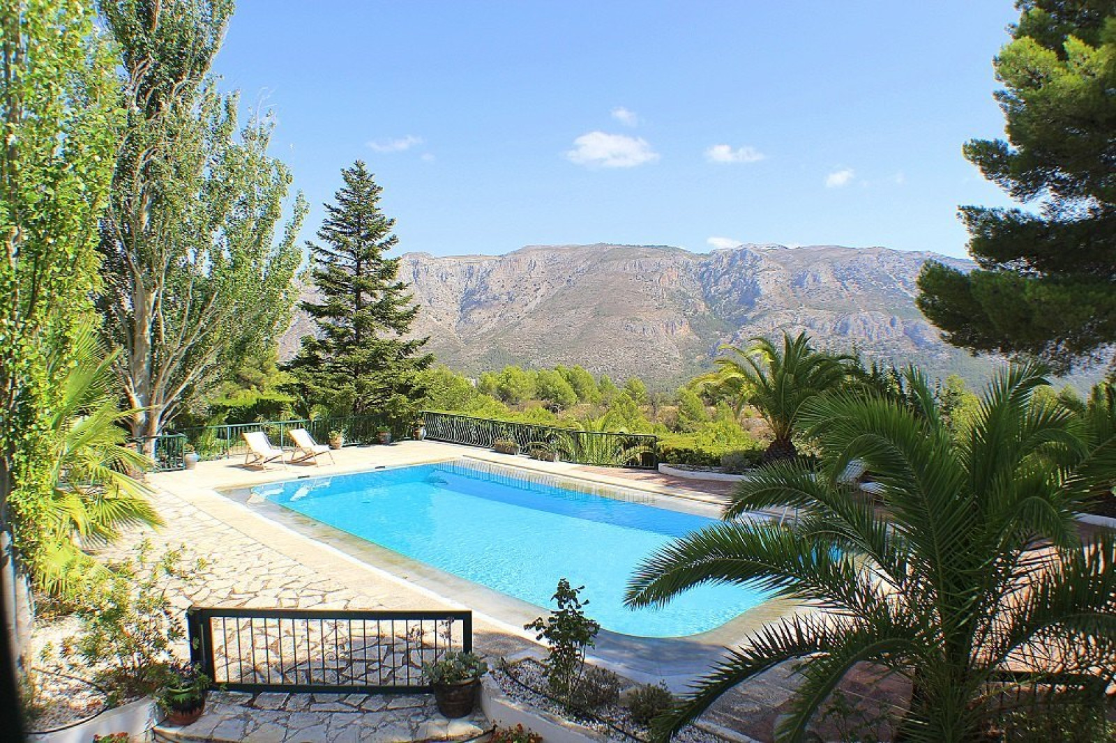 Espectacular Finca en Guadalest
