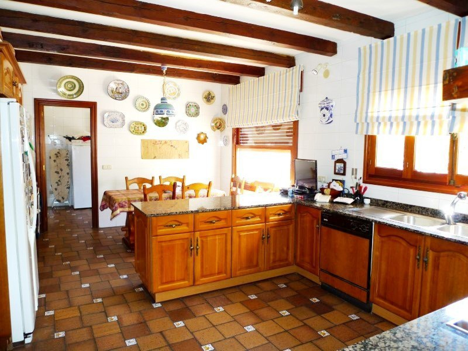 Villa con exclusiva ubicaci&oacute;n y dimensi&oacute;n