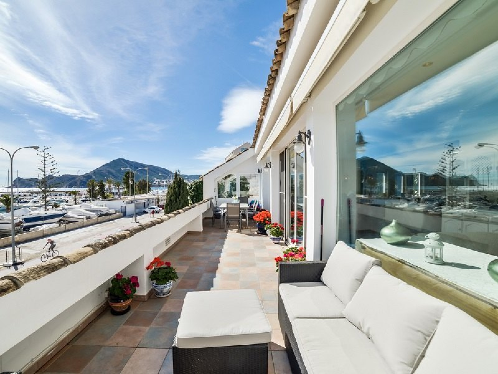 Villa en 1&ordf; linea de Altea