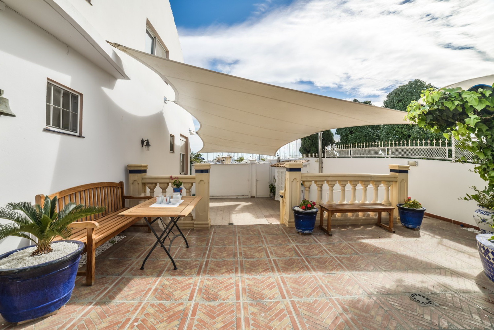 Villa en 1&ordf; linea de Altea