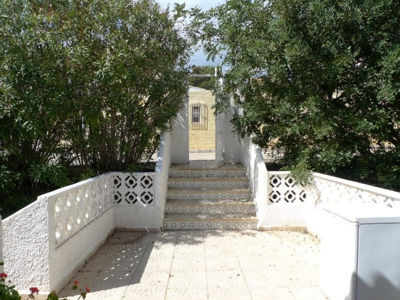 Villa en una planta en Alfas.