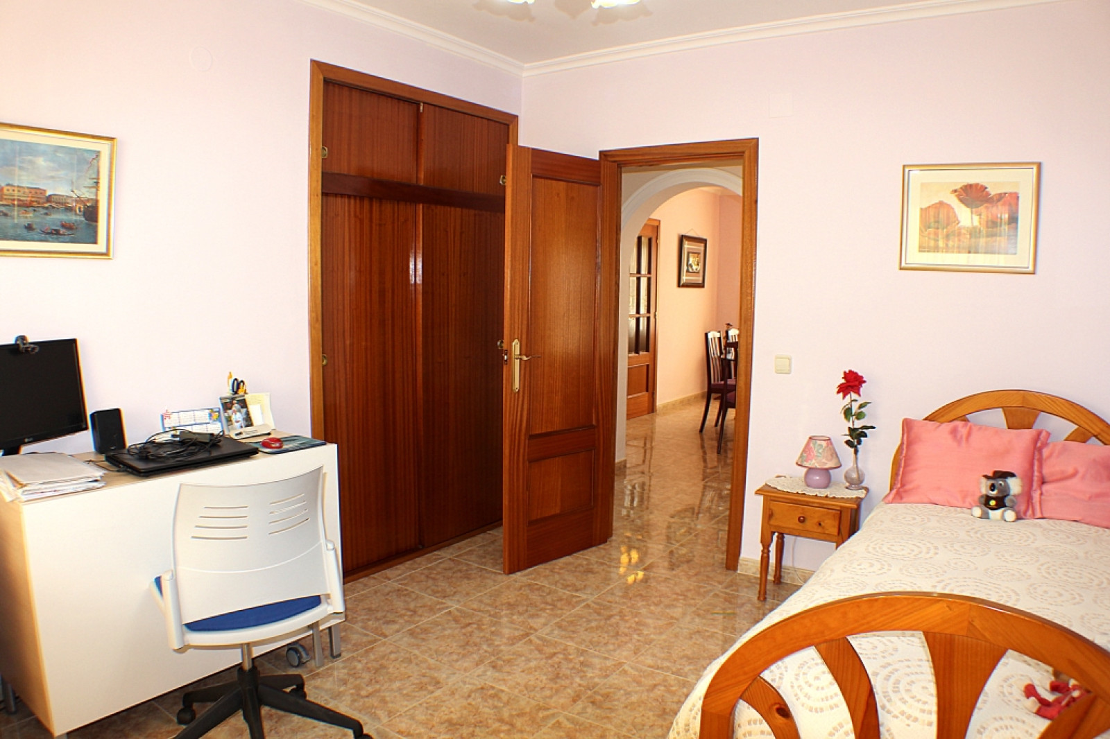 Bonito chalet en la Nuc&iacute;a