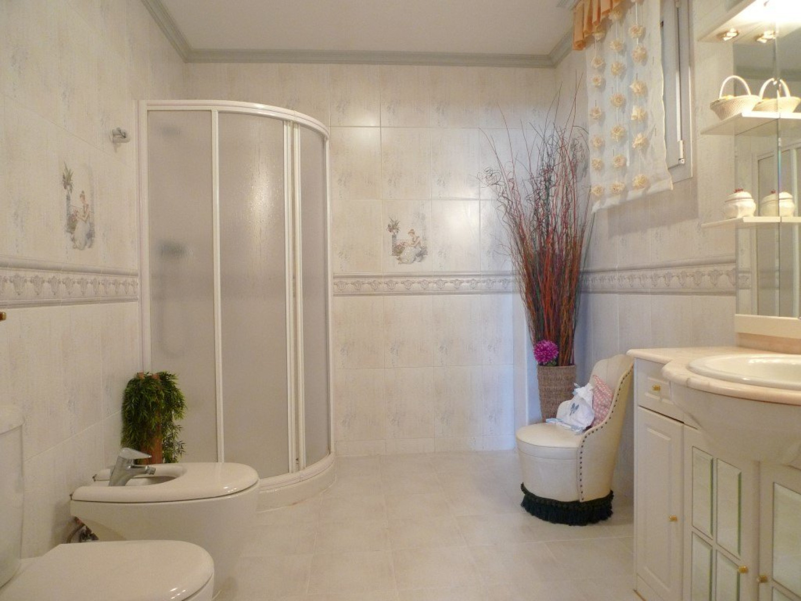 Spacious villa overlooking the sea in La Nucia