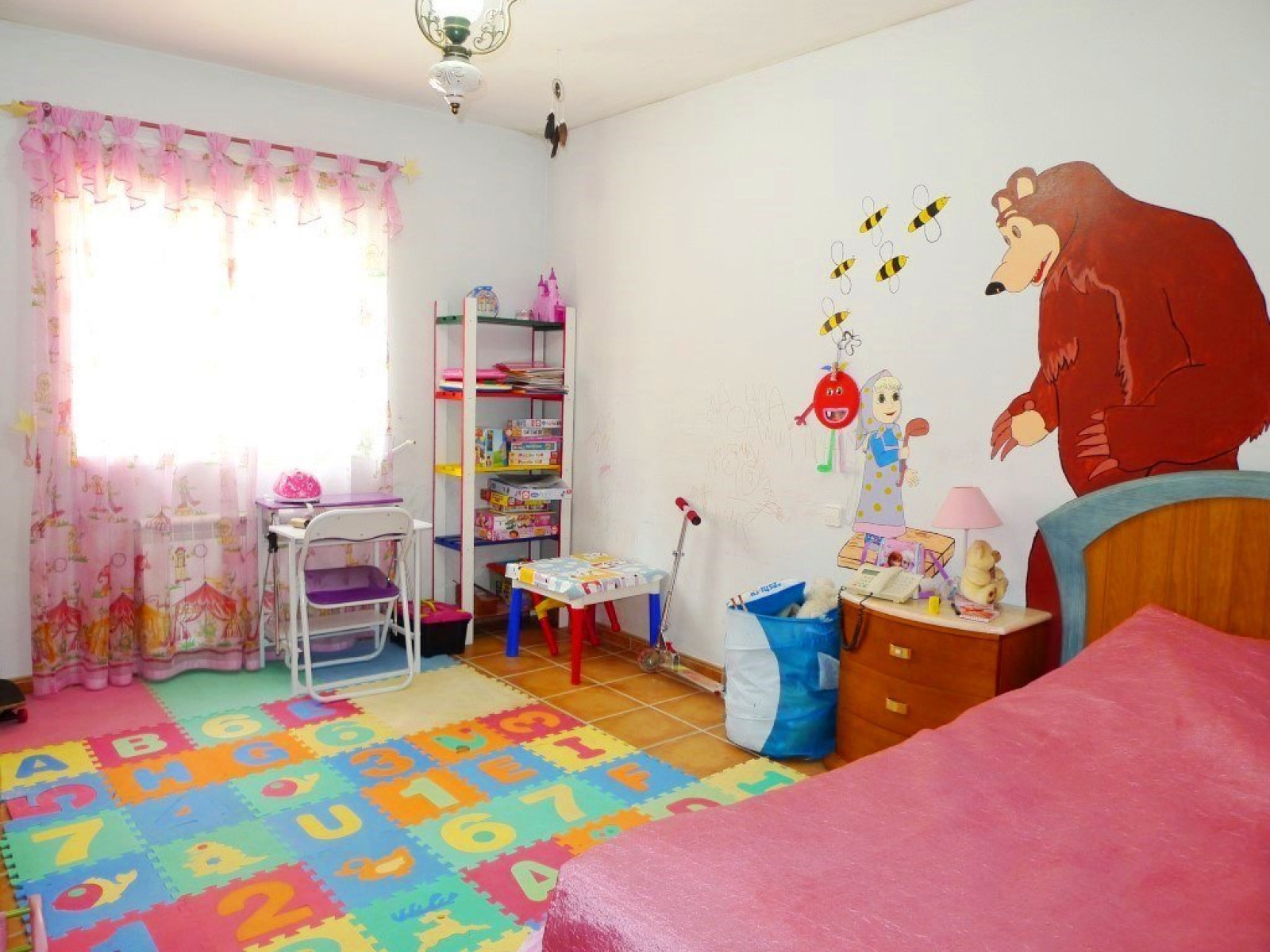 Acogedora casa en parcela de 6000 m2