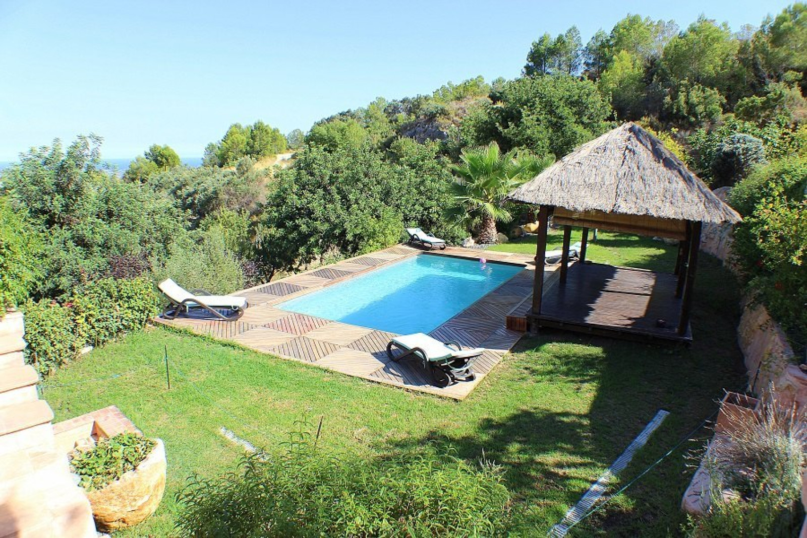 Finca de estilo moderno en Guadalest
