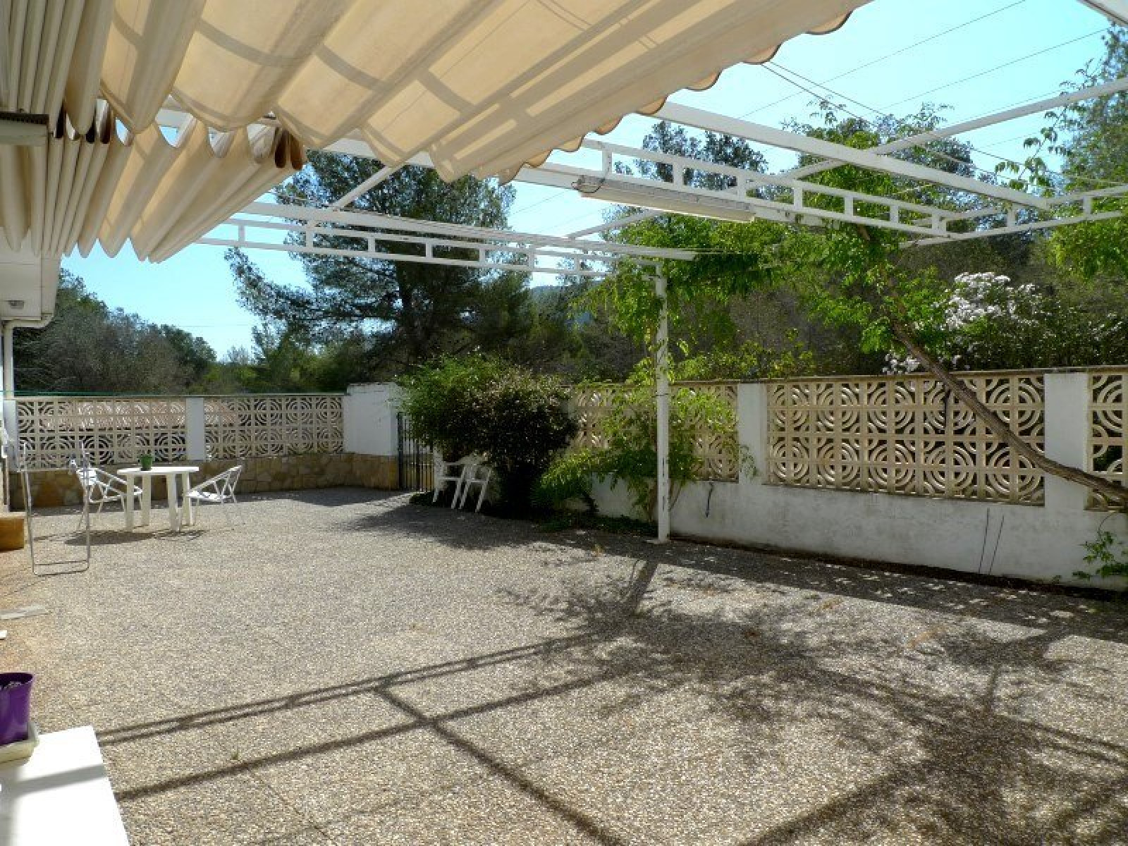Villa con exclusiva ubicaci&oacute;n y dimensi&oacute;n
