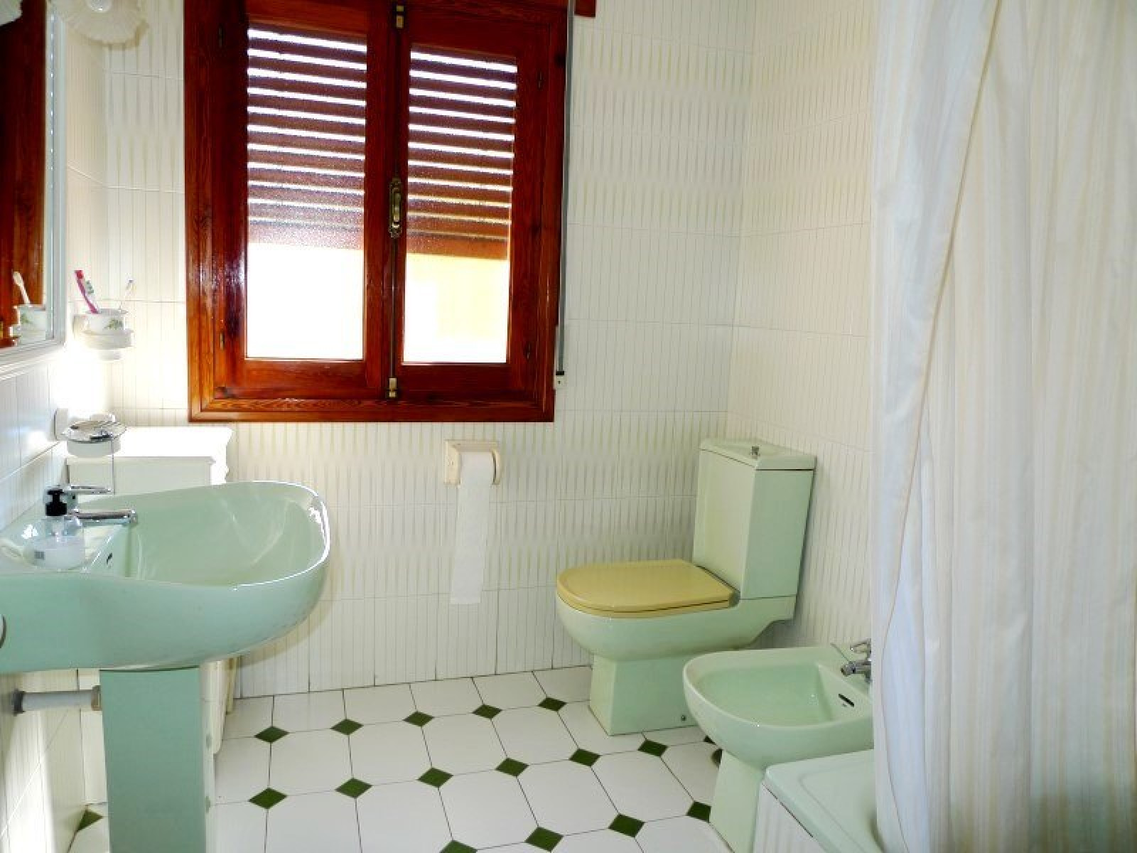 Villa con exclusiva ubicaci&oacute;n y dimensi&oacute;n