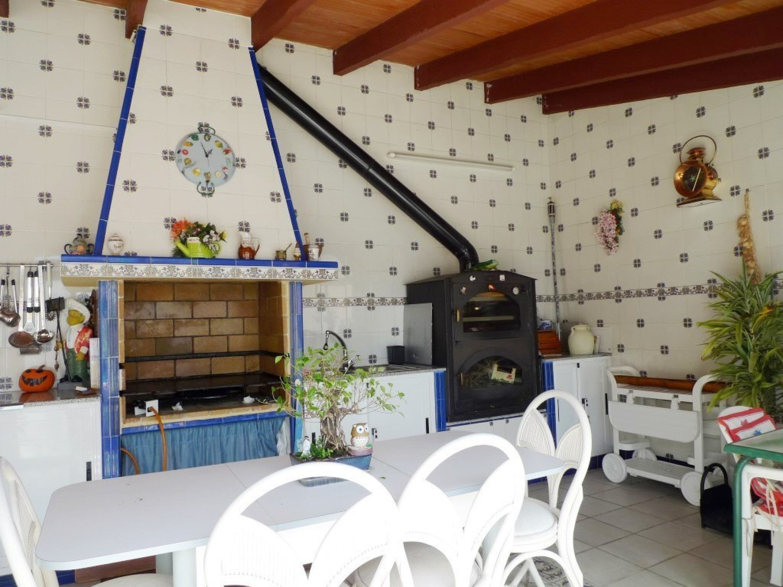 Spacious villa overlooking the sea in La Nucia