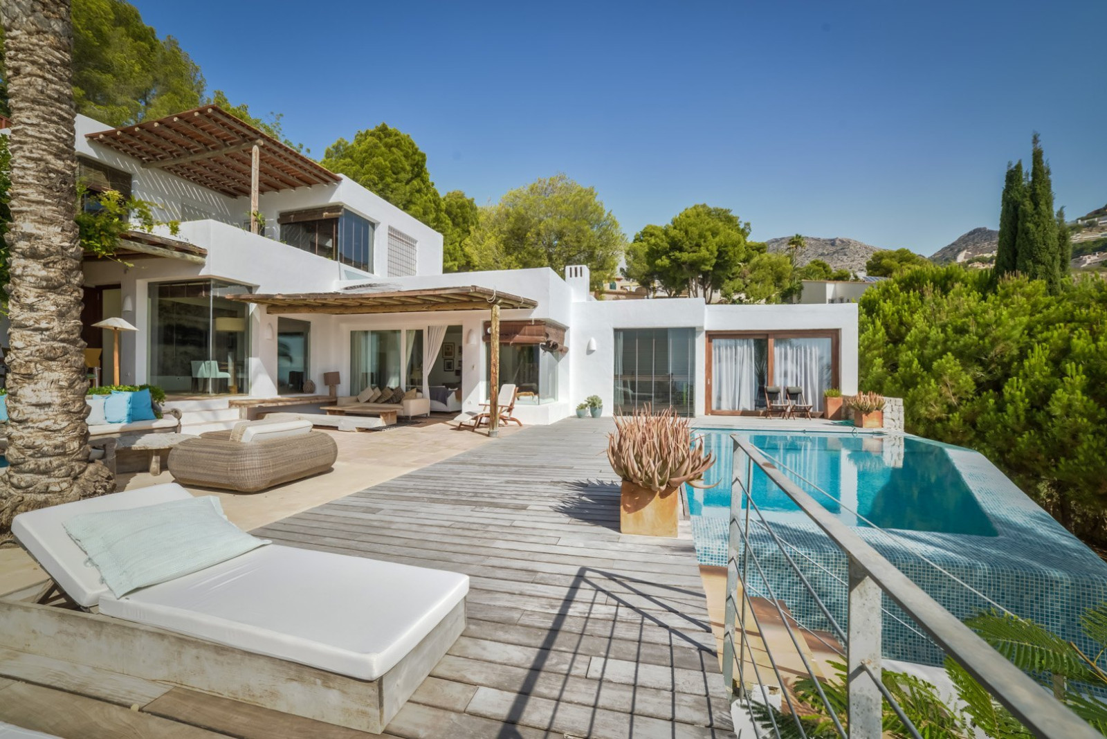 Ibizan style villa in Altea