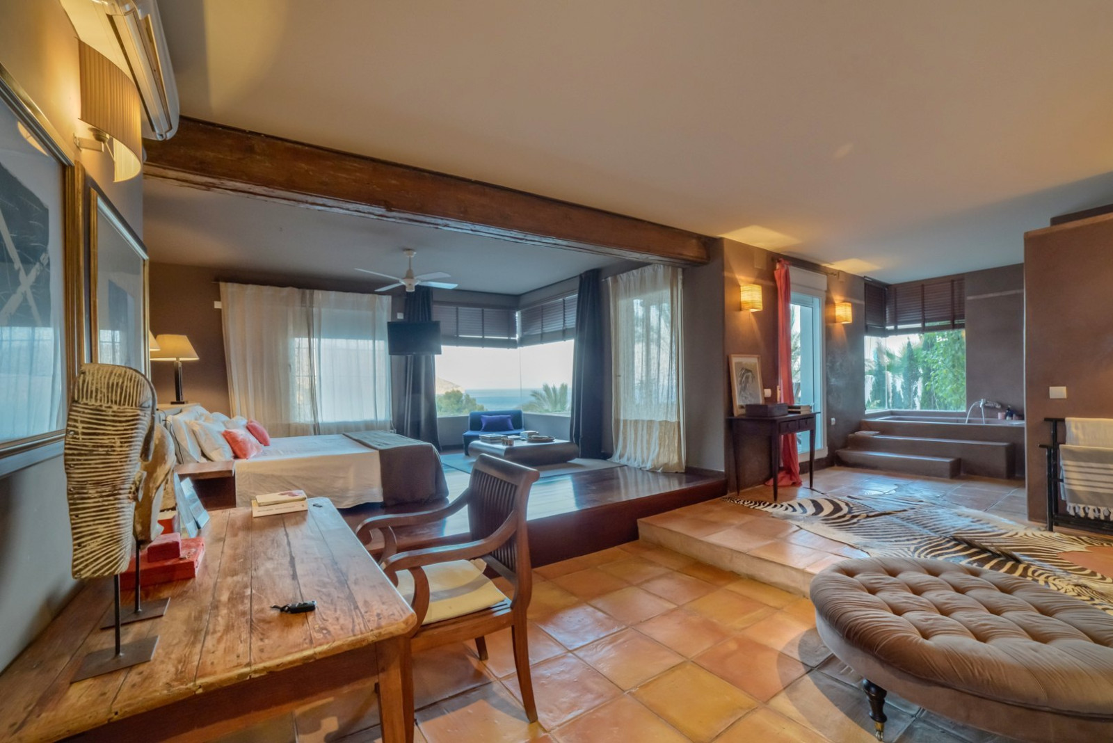 Ibizan style villa in Altea