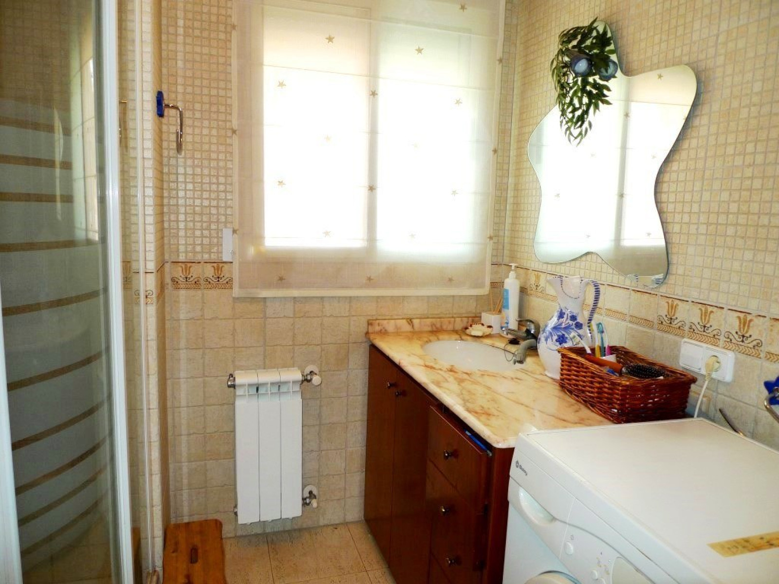 Acogedora casa en parcela de 6000 m2